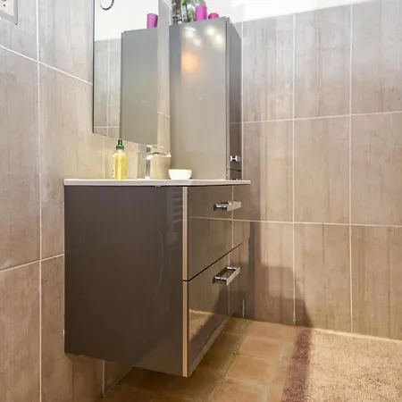 Beautiful In With Kitchen